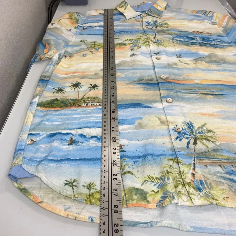 Tommy Bahama The Veracruz Cay Mens Med‎ Button Up Shirt Tropical Beach Scene